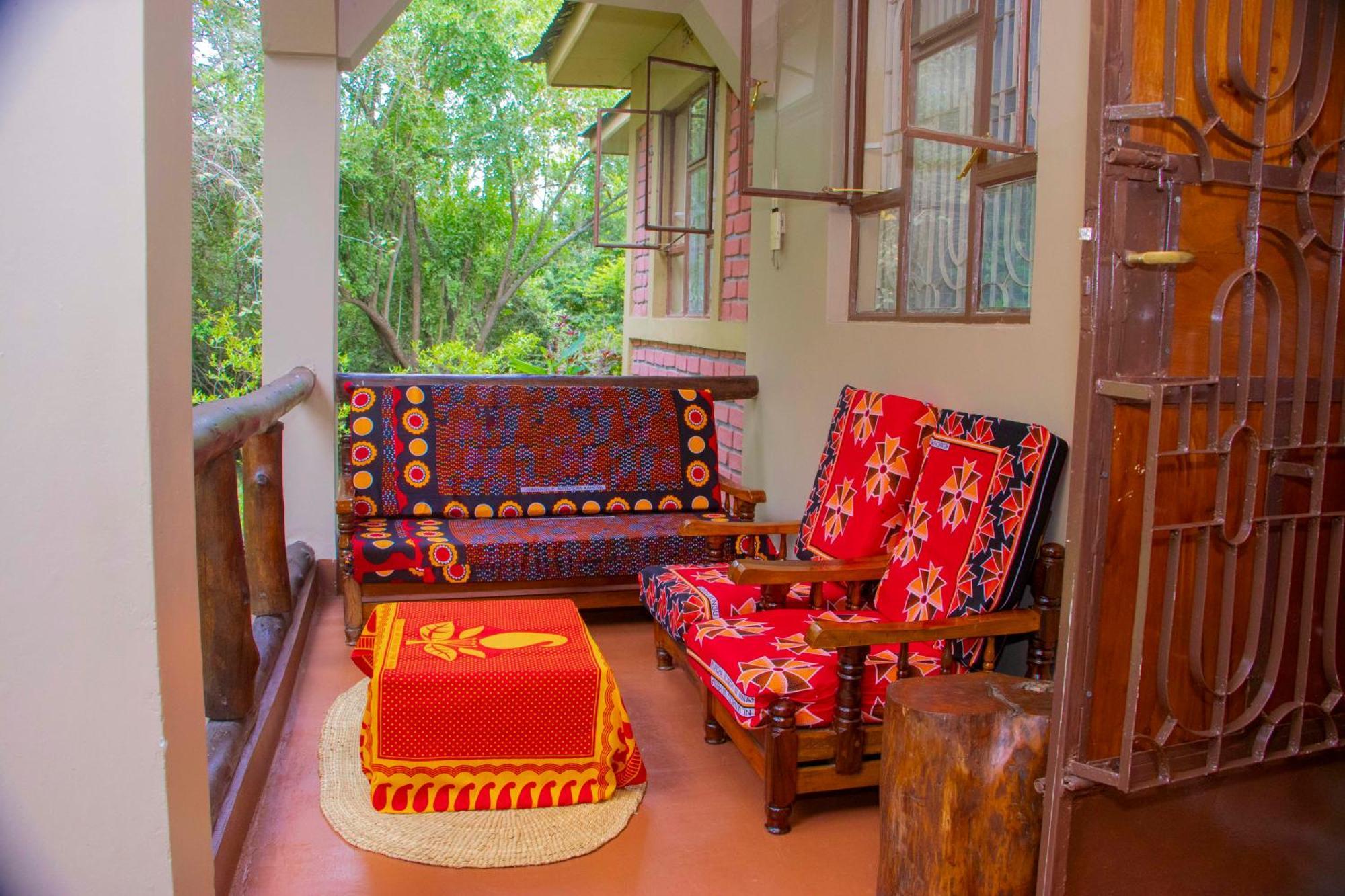 Shamba Hostel Usa River Εξωτερικό φωτογραφία